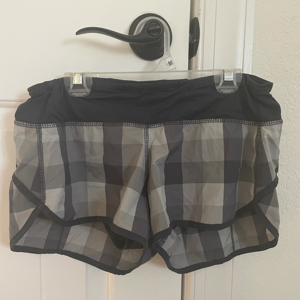 EXTREMELY RARE LULULEMON SHORTS!!!